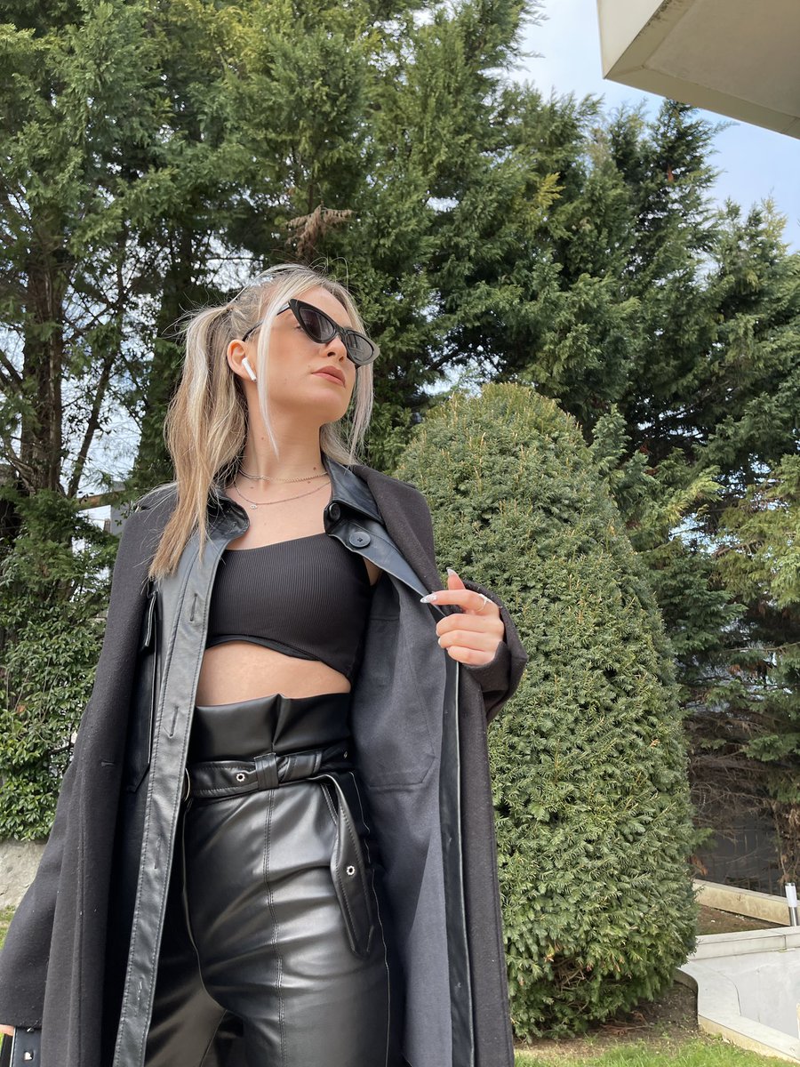 cemresolmaaz's tweet image. Arkadaşlar bunu da atmam lazım galerimde kalamaz