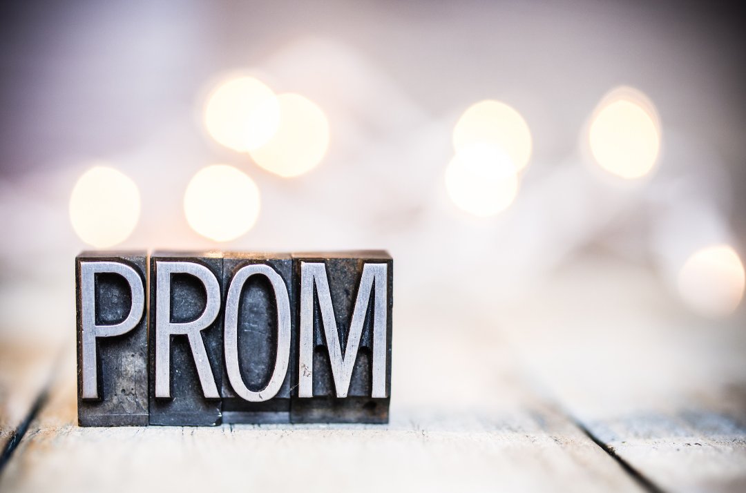 ISD_318's tweet photo. Save the date! BHS will be holding prom on Saturday, May 8 and GRHS on Friday, May 14. Additional information will be communicated directly to students. @GRactivities @BigforkSchool https://t.co/EKlXWaWYf2