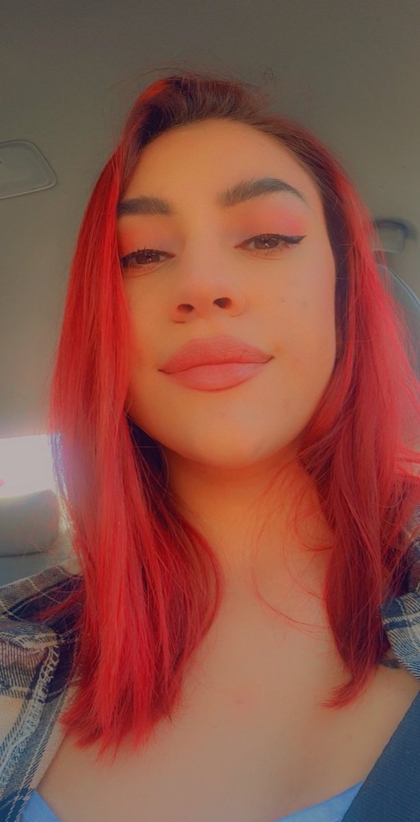 Cassange3's tweet photo. No double chin today 🤠
#redhair #tattoos #onlyfanspromo #hmu #bi horny *** https://t.co/4G5KUXWrQD