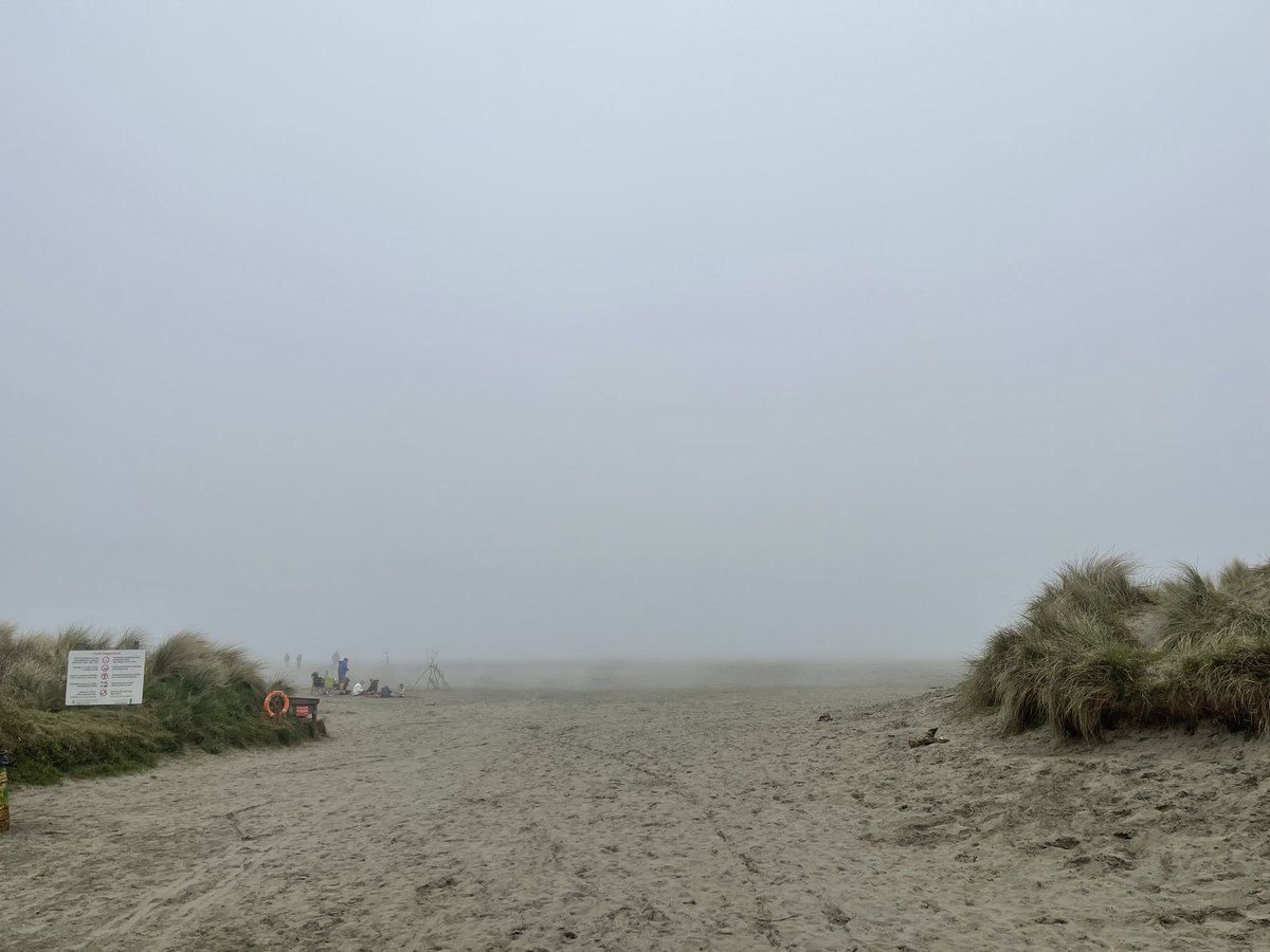 MoylegroveCG's tweet image. 🚔 Team out again today on Safety Patrols. Reduced visibility with the Coastal Fog! 🌫

Please remember to #BeCoastSafe if you’re going to the coast this week and over the #Easter weekend. 🥚 🏖️

Emergency at the coast, call 999 and ask for the Coastguard - we're #AlwaysOnCall.
