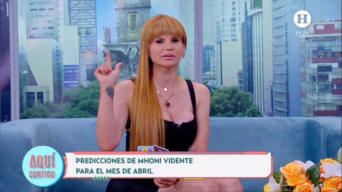 ClubAquiContigo's tweet photo. Gracias por acompañarnos @mhonividente nos fascina tu sección te esperamos el viernes para #PreguntaleaMhoni @heraldodemexico @SolanaLila https://t.co/SVXcyHZlFA