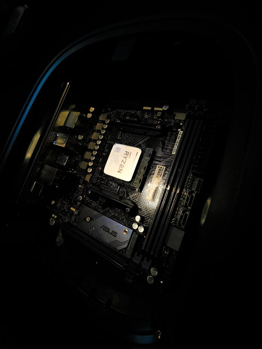 InWin's tweet image. A mighty #HTPC! #Tpbmods showcases a build in the #InWin B1 #MiniITX chassis before doing a #CaseMod! 😍