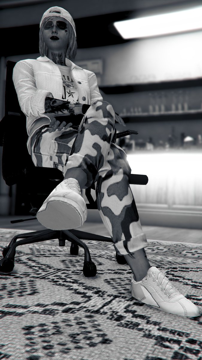 montydings's tweet photo. Everything is black and white right now. ๐ค๐ค
Hope is the only thing that gives me strength ๐พ
Tap to enlarge
#Gta5 #GrandTheftAuto #RockstarEditor #Gamergirl #Virtualphotography #Snapmatic #Pictures #Monkeycrowd #MKCD #Stonedflowers #BONK @flowers_stoned @RockstarGames https://t.co/WjjJxS8JPO