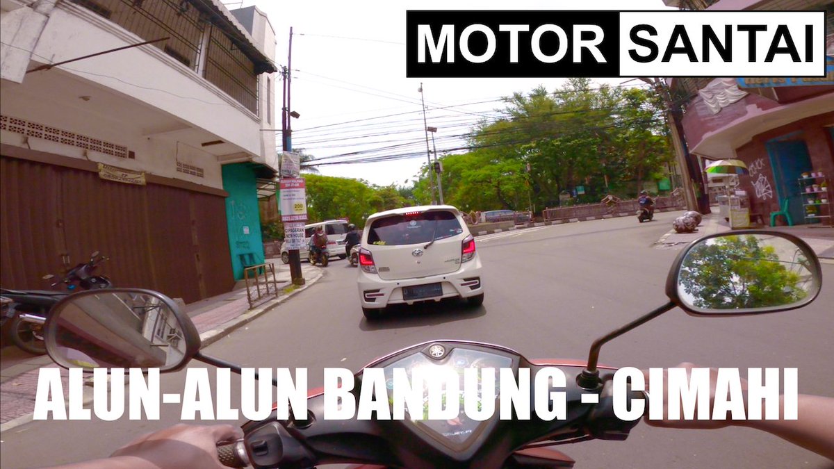 zulzolmotor's tweet image. Jalan jalan dari Alun-alun Bandung ke Alun-alun Cimahi. lewat @YouTube di sini youtube.com/watch?v=lXf_Fh…