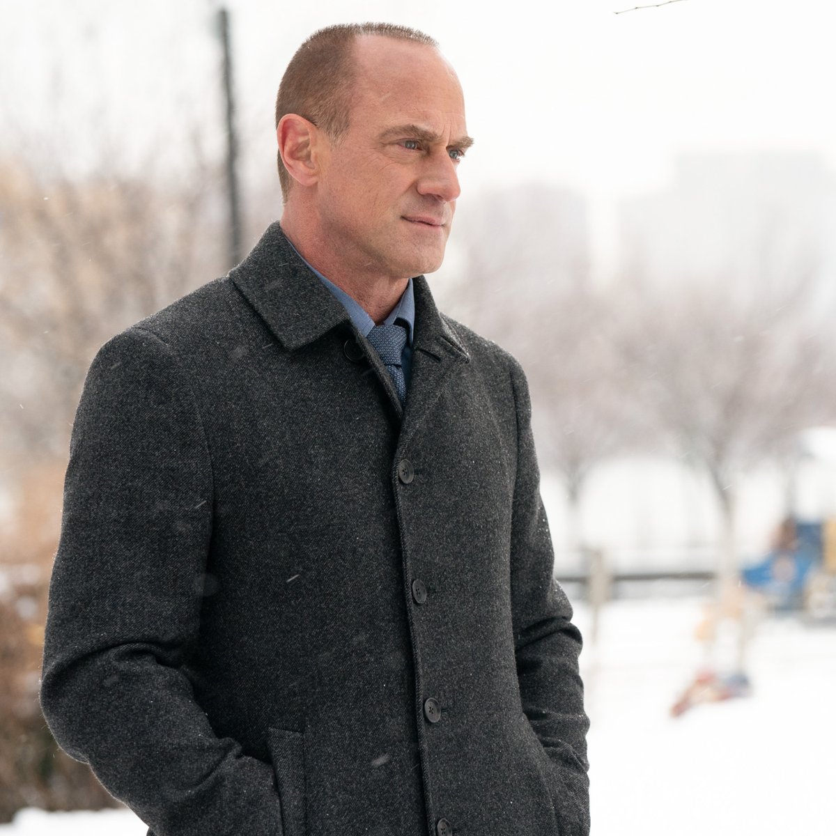 lawandordertv's tweet photo. Ten years of waiting ends RIGHT NOW. 

The #SVU &amp; #OrganizedCrime two-hour crossover premiere event starts now on @NBC. https://t.co/Oc2LCHwQDD