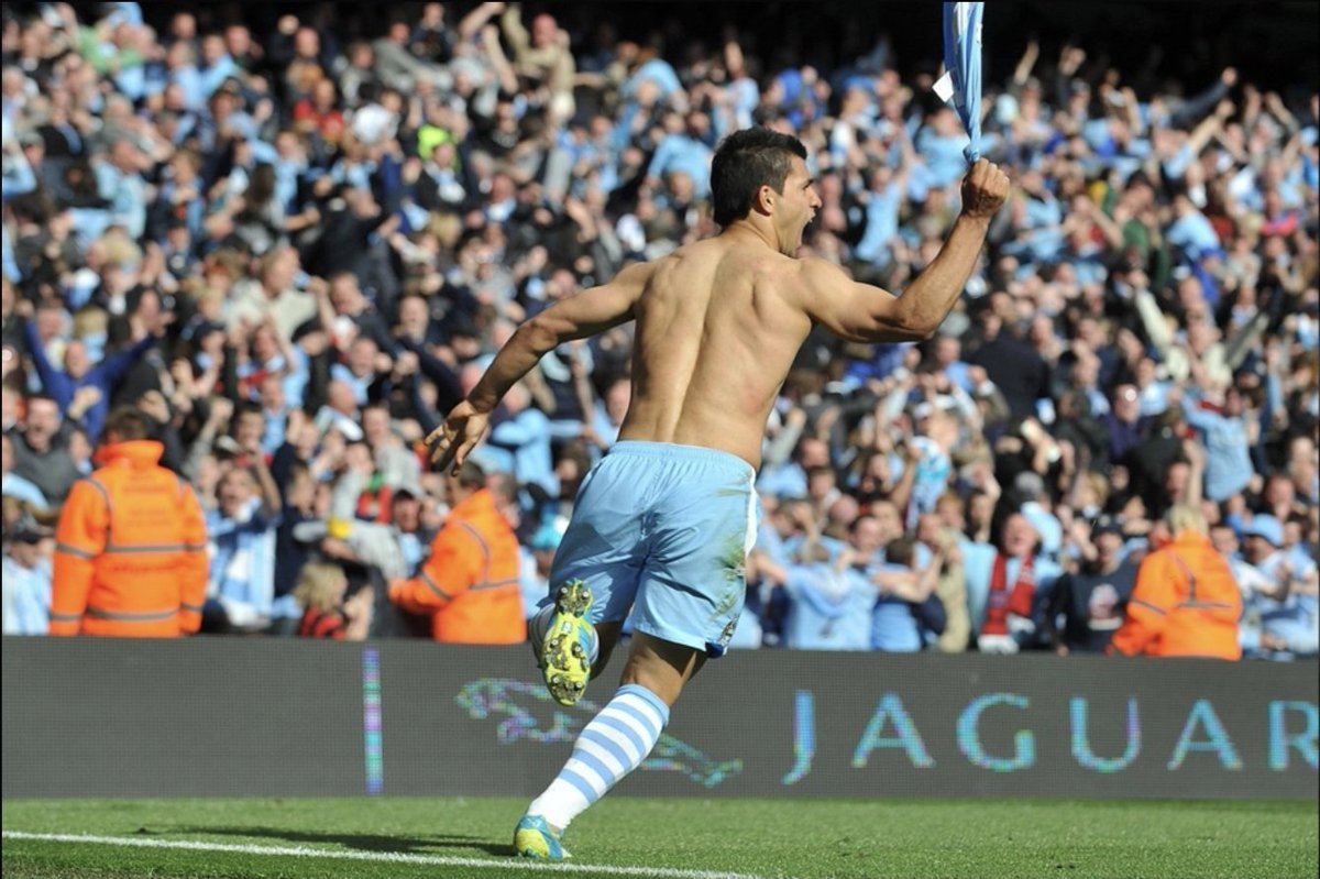 CK_MANC's tweet photo. 👑 Legend 
@aguerosergiokun https://t.co/QvtjLnMlKo