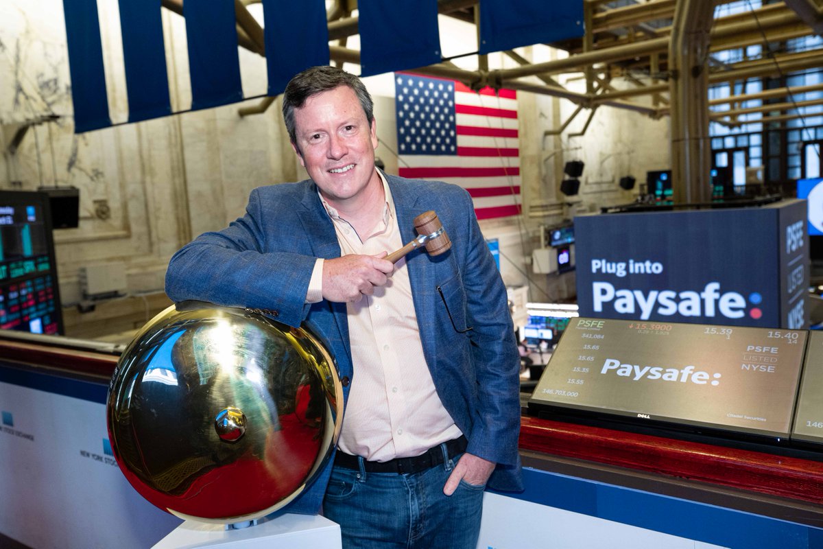 That wraps up #ListingDay for Paysafe. #PlugIntoPaysafe #MakeItHappen