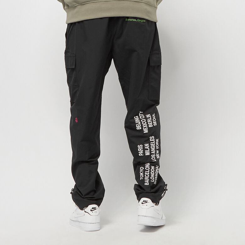 cargo nike world tour