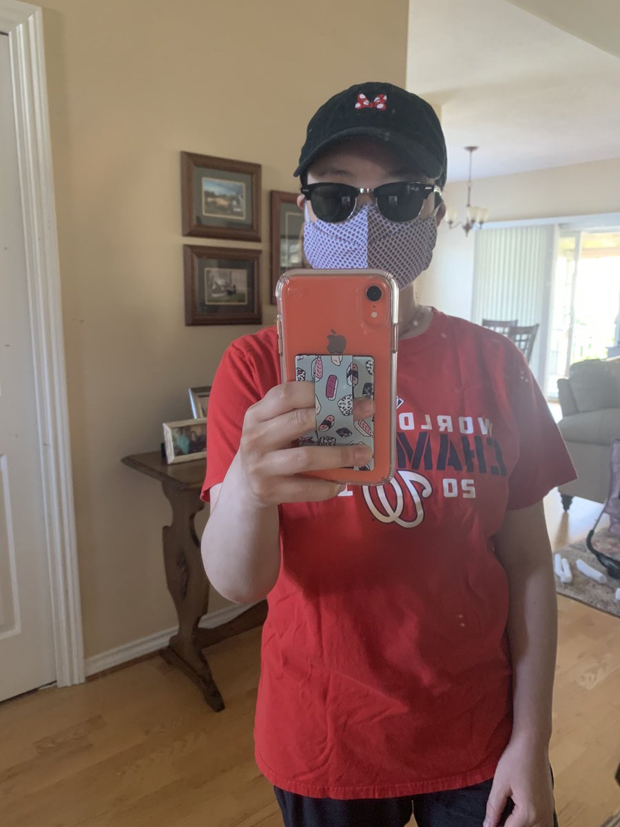 asianagrande1's tweet photo. Going on a walk alone.
Hat: ☑️
Sunglasses: ☑️
Face mask: ☑️
No one will know I’m Asian. No one should attack me today. #StopAsianHate #StopAAPIHate #CheckYourWhitePrivilege https://t.co/cUzIn8eHx8
