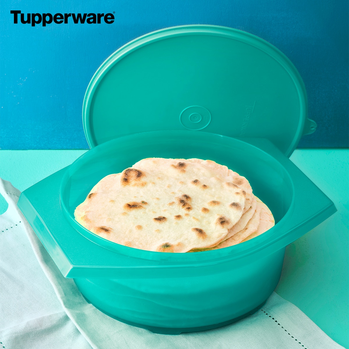 ShanTupChick's tweet photo. Festive tortilla keeper! Recipe on my website. :) 

https://t.co/ayZ76KJGcl https://t.co/XdhhrYQSSe