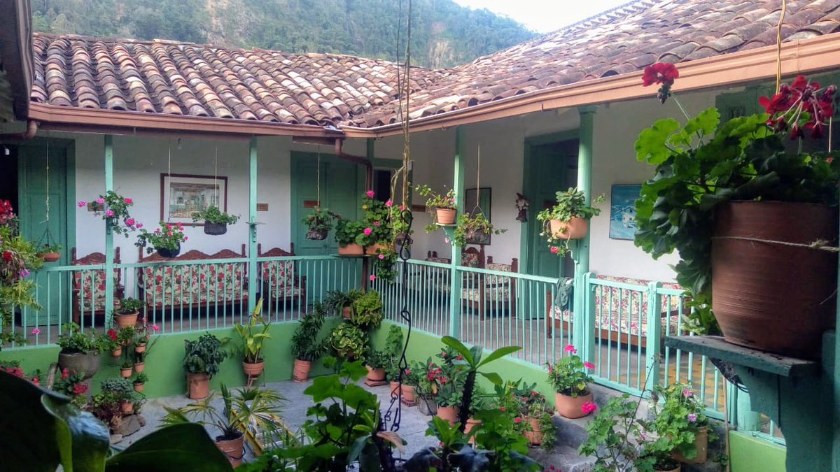 Linavelasqueze's tweet photo. Casa de la familia Carmona. Jericó, Antioquia. @ANLA_Col @RodSuarezCa, clamamos: #JericóSinMinería https://t.co/MPhhwp1QNv