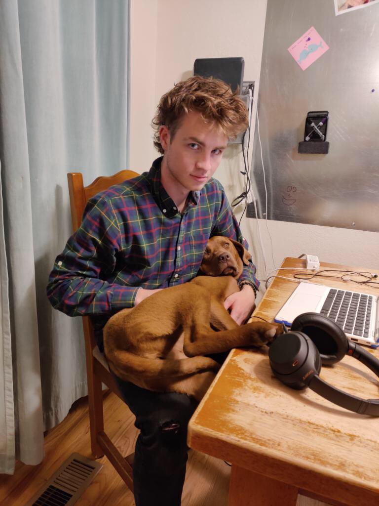 klilwillis's tweet photo. My boy and his doggy 😩😍 https://t.co/oQZdZJQMp4