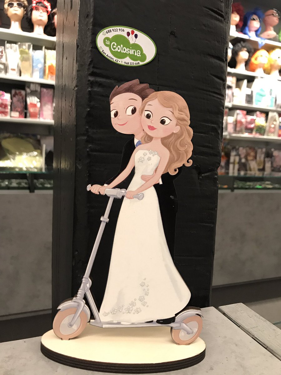 ScooterBateria's tweet photo. Para todos los amantes de #patineteselectricos #vmp y amantes de sus chic@s también... existe una figura para los que deseen poseerla o para la futura #tarta nupcial... aprovechar que se agotan eléctricamente @lagolosina_com 😍
#MundoElectrico https://t.co/SLy185zhju