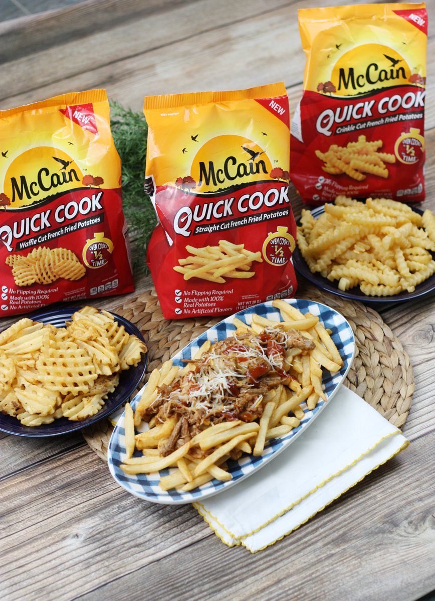 MostlyHomemade's tweet photo. #ad These quick and easy Pulled Pork Fries are the perfect dinner on a busy weeknight! McCain® Quick Cook Fries topped with leftover pulled pork and cheese – great to have on hand for company, too! @weismarkets  
@McCainFoodsUSA
  #mccainquickcookpotatoes https://t.co/tSQ5aj1BSW https://t.co/5G3MDN7T4z