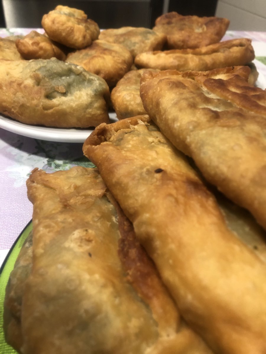francesccanosa's tweet photo. Ja ho tenim això #panades #panadons https://t.co/LBjnnyIa1u