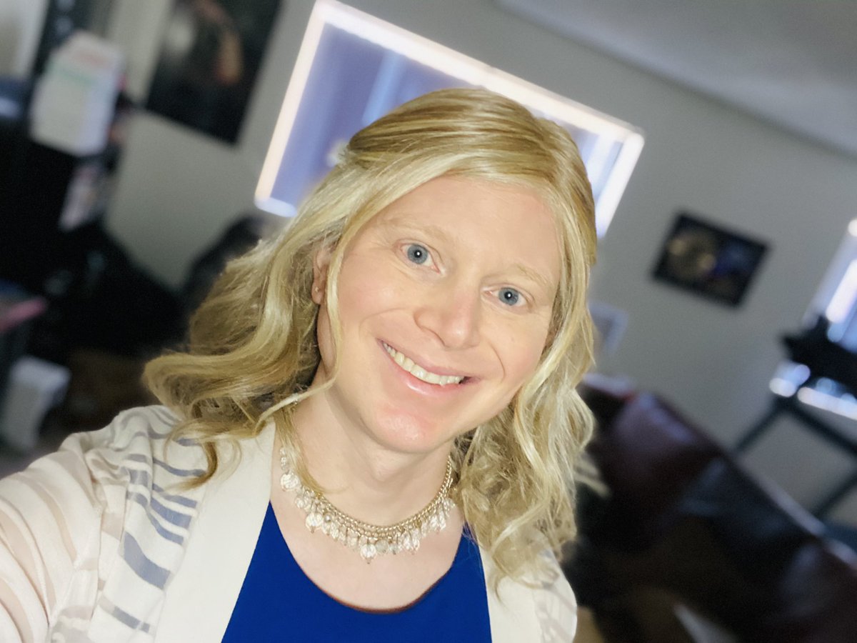 Lily Hanson's Instagram, Twitter & Facebook on IDCrawl