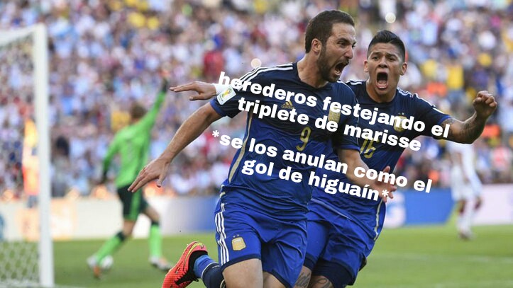 thecoolestfoxes's tweet photo. ☆ Somos argentina en la final del mundial 2014 perdiendo contra alemania (perdón nicky, te fallamos, nuestro tercermundismo pudo más) https://t.co/drDT71fH3j
