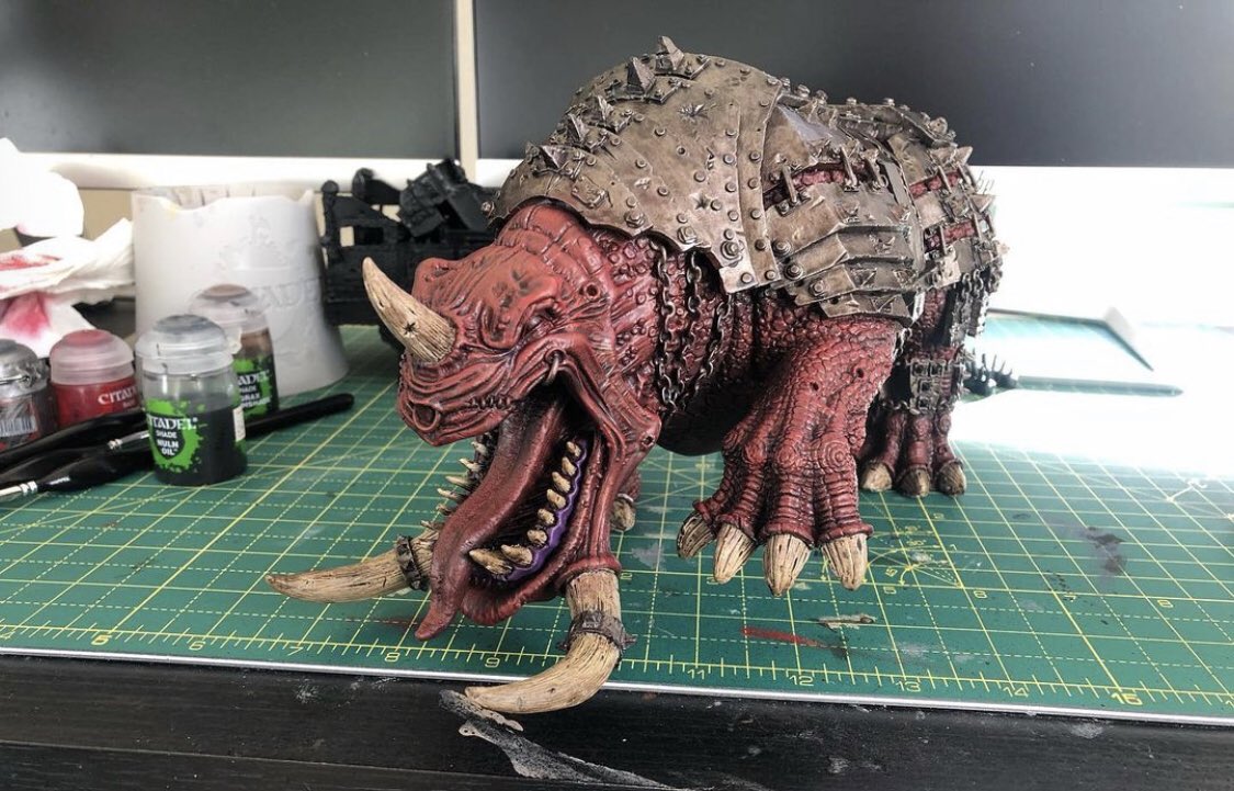 DadhammerUworld's tweet photo. Squiggoth WIP after my 500 followers celebration stream!!! Can’t wait to get this mad lad finished 🤙 #WarhammerCommunity #PaintingWarhammer #warhammer40k #paintingminiatures #twitch #twitchcommunity #TwitchAffliate https://t.co/hhNMH3Ubfl
