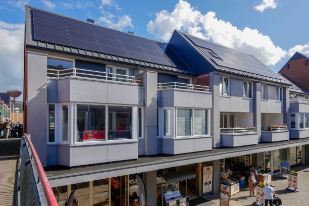 Zes redenen om als VvE nu te starten met verduurzamen
Energiebesparende maatregelen als muurisolatie of zonnepanelen verdien je bijvoorbeeld al in 5 tot 7 jaar terug en verhogen je woning aanzienlijk in waarde.  Check dit: duurzame-vve.nl/daarom-verduur…