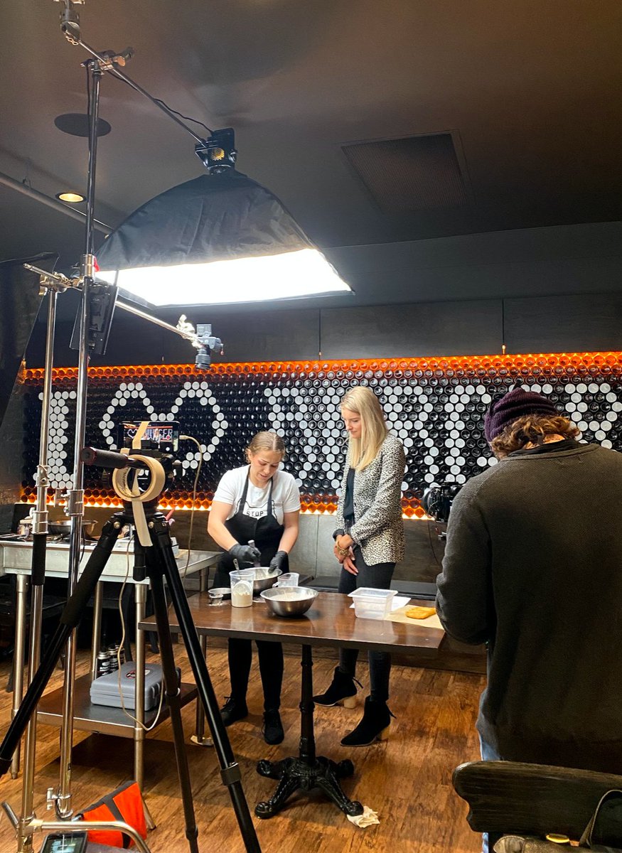 Here's a little behind the scenes from Incrediburger and Eggs in Spokane! Tune into Eat Like a Chef, Sunday nights at 6 PM! You don't want to miss it. 🍽️

#sharefarm #eatlikeachef #spokane