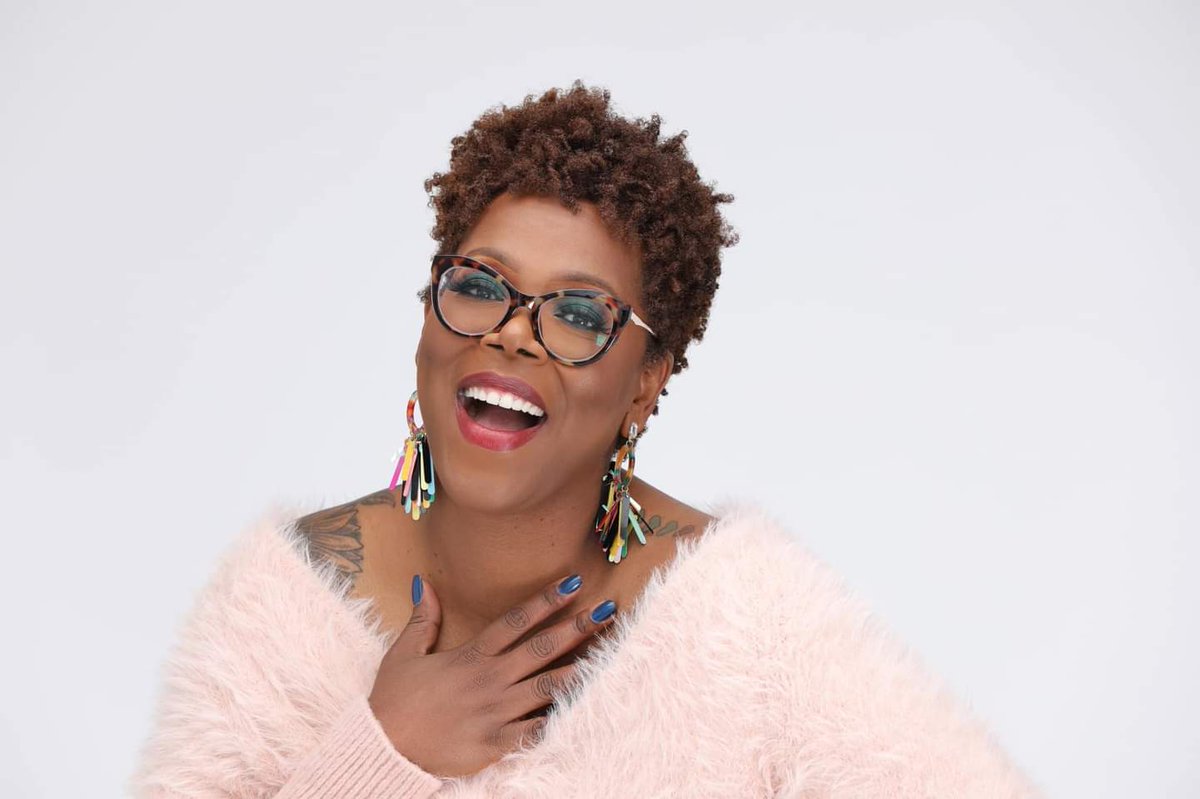 sistersdoingmor's tweet photo. Today we are celebrating the birthday of one of our our Co-founders, the beautiful Terra! Give her a shout out and celebrate with us! #IAmMySistersKeeper #BirthdayBehavior https://t.co/ZHkP9nLF5K