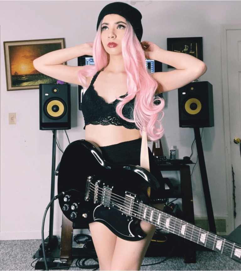 Meet 19 year old alternative / pop singer songwriter from New York, Cait Devin. Guitar is a key part of Cait‘s artistry. Read more and watch the stunning interview here: makingmusicmag.com/cait-devin-you…