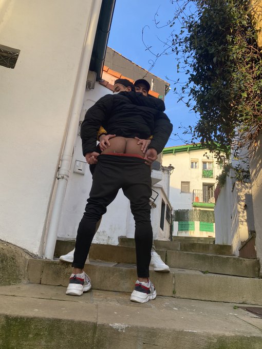 Este culo🍑 ya quer&iacute;a tomar el sol 🌞 😈 @koldito89 https://t.co/4j5EjzJ7oZ<a class="tags" target="_blank" title="On Twitter" href="/?out=eyJ0eXAiOiJKV1QiLCJhbGciOiJIUzUxMiJ9.eyJpYXQiOjE3MjIyOTIzMzIsImlzcyI6InR3cG9ybnN0YXJzLmNvbSIsIm5iZiI6MTcyMjI5MjMzMiwiZXhwIjoxNzUzODI4MzMyLCJyZWRpcmVjdF91cmwiOiJodHRwczovL3R3aXR0ZXIuY29tL2tvbGRpdG84OSJ9.zFHXIlXgykbHdM0OaywY_dWIjkO-qqgpK1k-cUv4veJtDV_MkYKvM3ytPPe2KuoC6h86uTipplh83j_yBjmM4w">@koldito89</a>