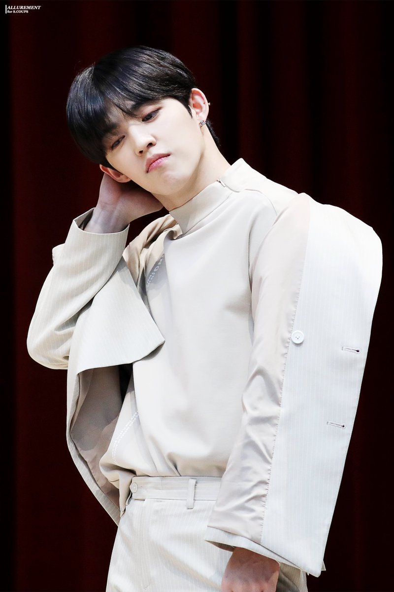 allurement_COUP's tweet photo. 190203 일지
190209 코바코

#에스쿱스 #최승철 #SCOUPS 
#SEVENTEEN #세븐틴 #エスクプス https://t.co/AJpG6BOPbH