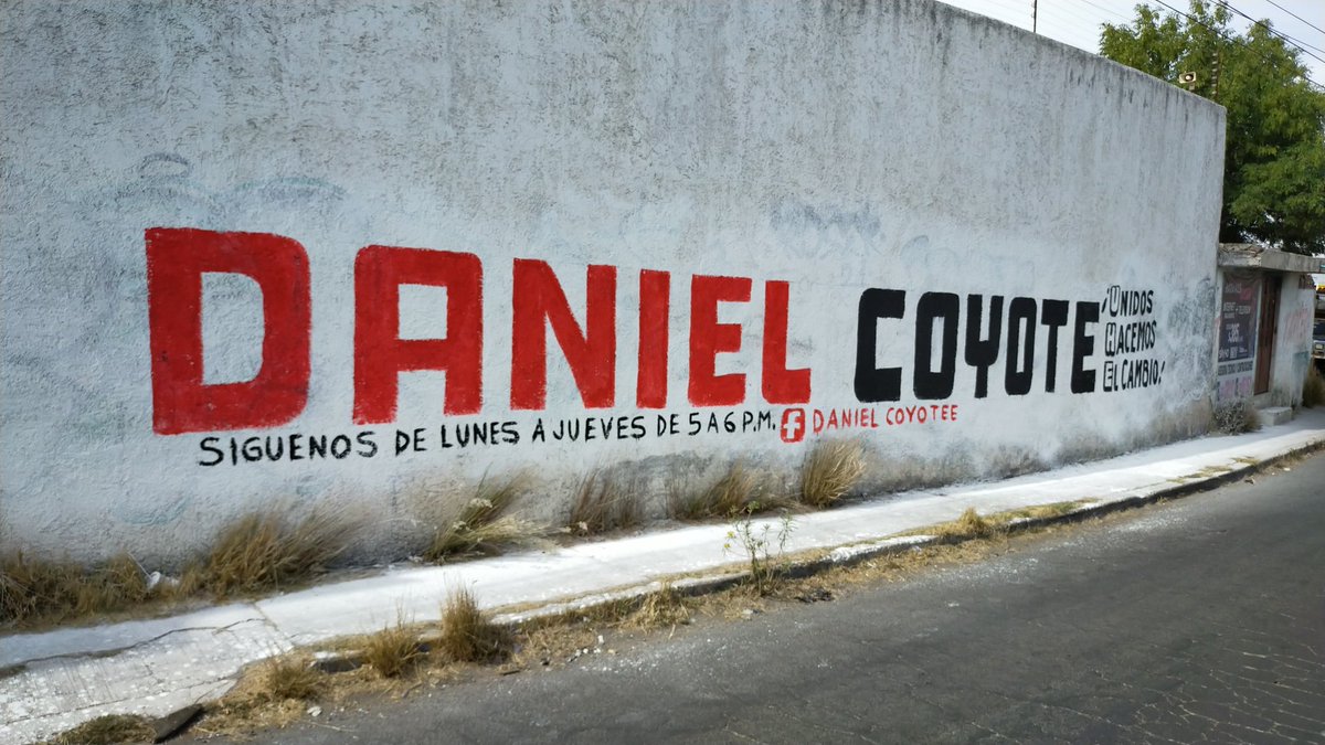 davas04's tweet photo. @eduardorivera01 MUY BUENA TARDE ESPERO ESTE DE LO MEJOR ..PONGO MIS SERVICIOS PARA PINTA DE BARDAS YA QUE ESE ES MI TRABAJO. MI FUERTE ES DE EVENTOS AL PÚBLICO COMO GRUPEROS Y SONIDEROS CONCIERTOS Y DEMAS Mi CEL 2223404465 https://t.co/6QQDigYiRK