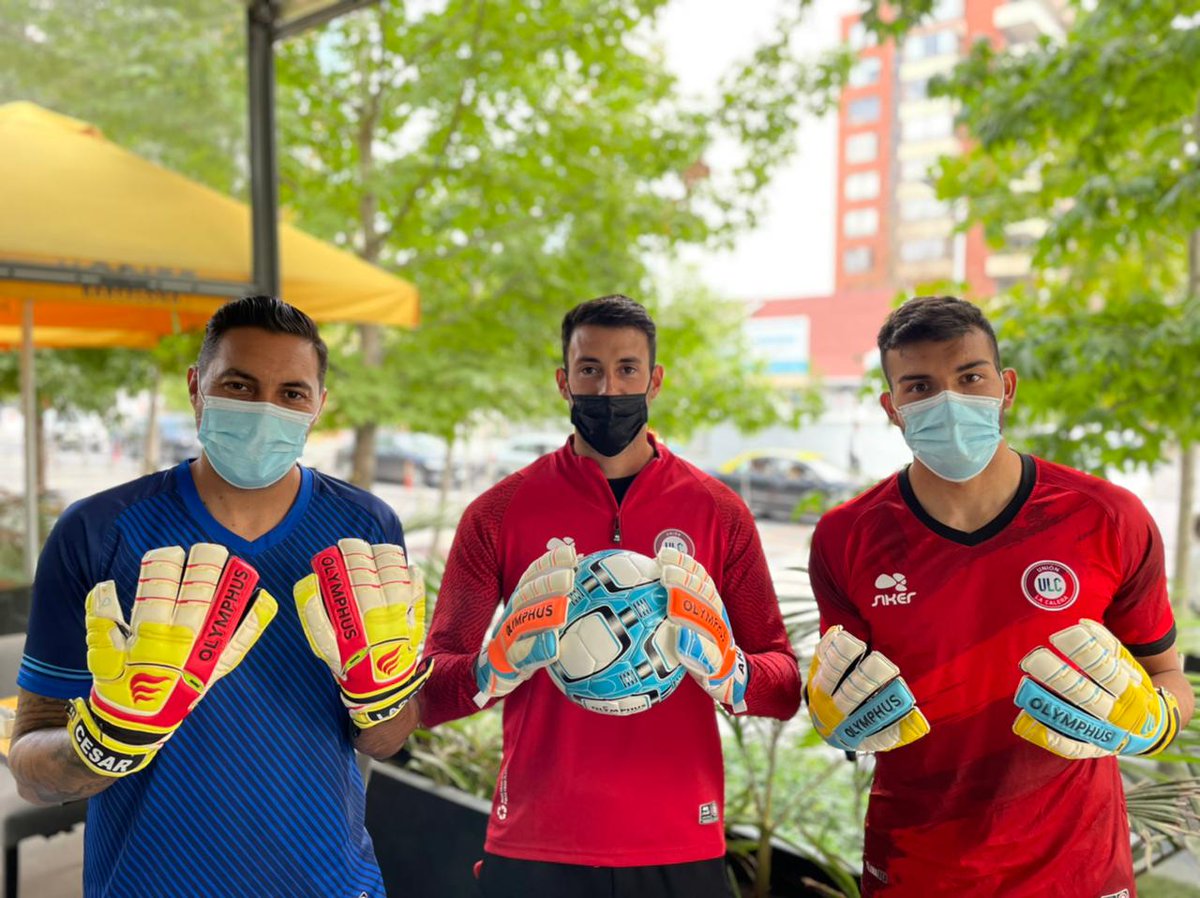Olymphus_Chile's tweet image. Alexis Martín Arias y Miguel Vargas, porteros de Unión La Calera @ulcsadpoficial desde ahora defenderán el arco cementero con sus guantes profesionales Olymphus Hades. 

Gracias por confiar en la calidad de nuestros guantes muchachos, y todo el éxito este 2021!