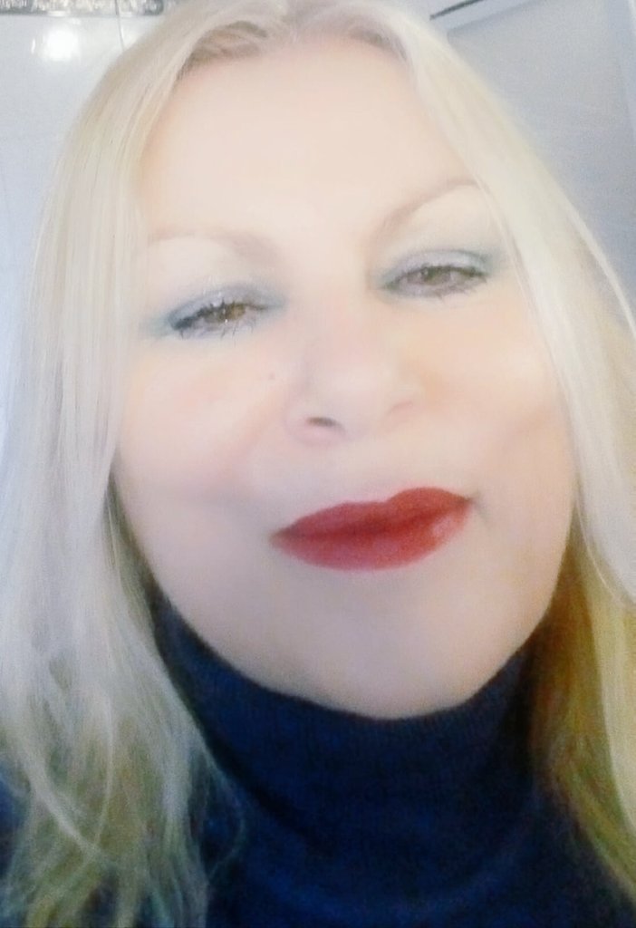 damianatua's tweet photo. ##love #Principessa #Roberto #hellogenius2021 #พิมรี่พาย #goodmorning #Google @damianatua @italianostyle2 @italianostyle1 @giure99 @Shahbaz09878 @HildaLobaton @RobertVerbanac @KingSalman #love 👑🌙👑🌹🌹🌹🌙👑🌹🌹🌹🌹🌹🌹😴😴😴 @ramblingsloa 💂💂 https://t.co/4UEcn6XEzP