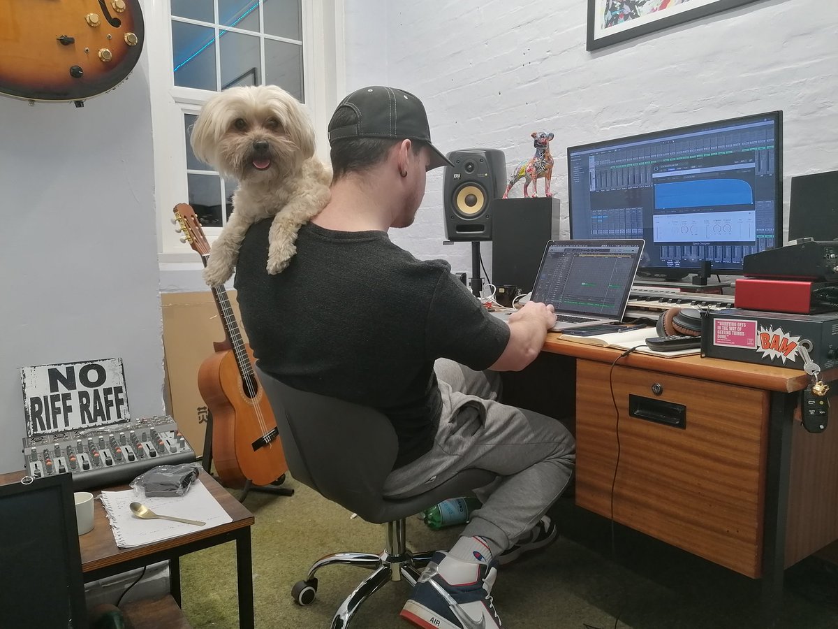 UnWolfStudio's tweet photo. @BBCIntroSouth It's amazing to have Shadow by Sarah Jane played! This track is a true champion for survivors and an anthem to bringing awareness to the ongoing problems of domestic abuse, it's been an incredible journey working on this, thanks from Tom &amp; Hugo from UnWolf Studio. https://t.co/Taa6a29RHm