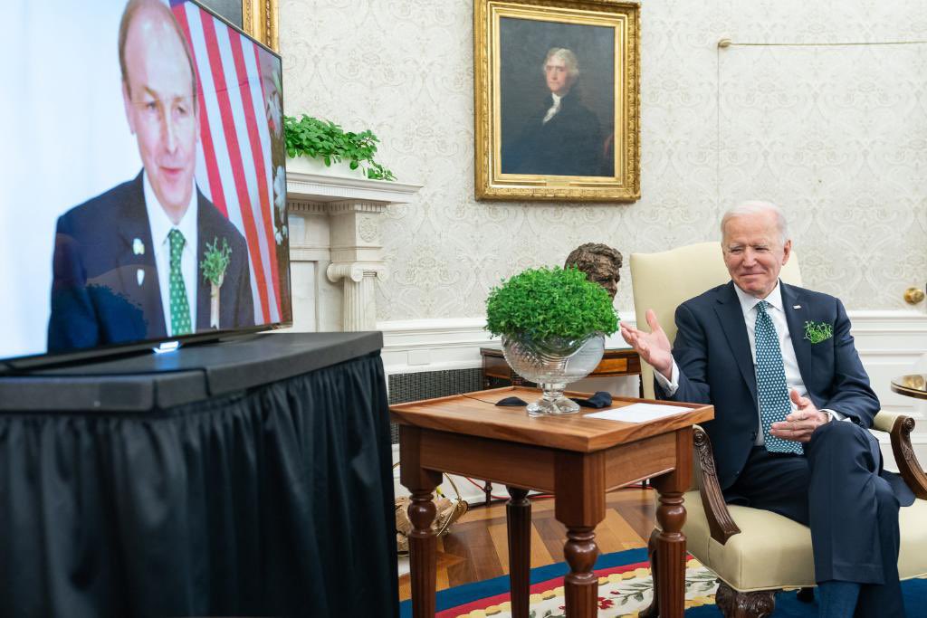 IrelandEmbUSA's tweet photo. Proclaiming March as Irish-American Heritage Month, @POTUS observed that "the fabric of modern America is woven through with the green of the Emerald Isle". As we put away the ☘️ for another year, the emerald threads in America's great tapestry seem brighter than ever. https://t.co/8BwThyx0wB