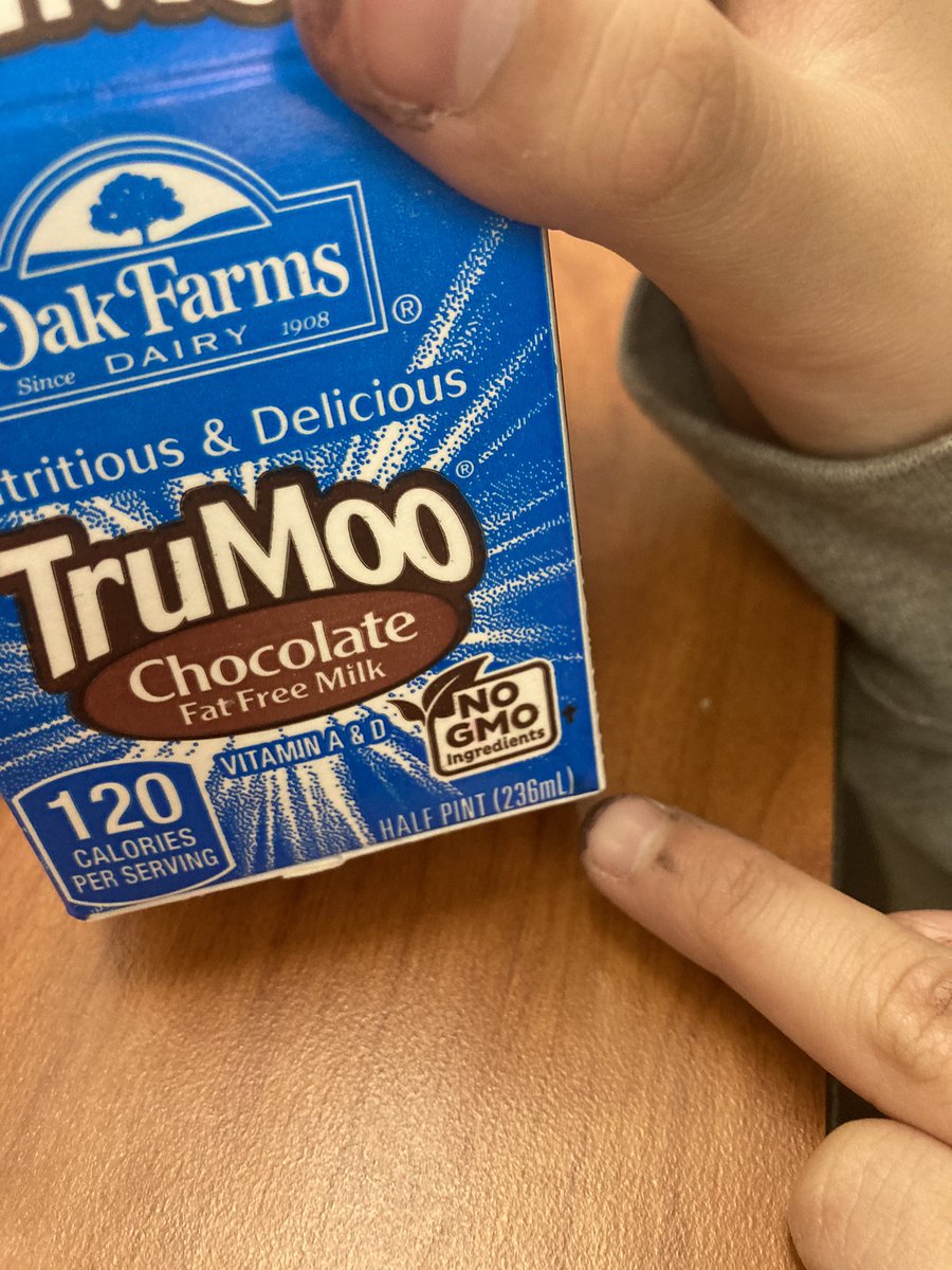 ClarkTpclark's tweet photo. Measuring the units of capacity using customary and metric units made a great lesson during lunch! https://t.co/cQM01srwnO