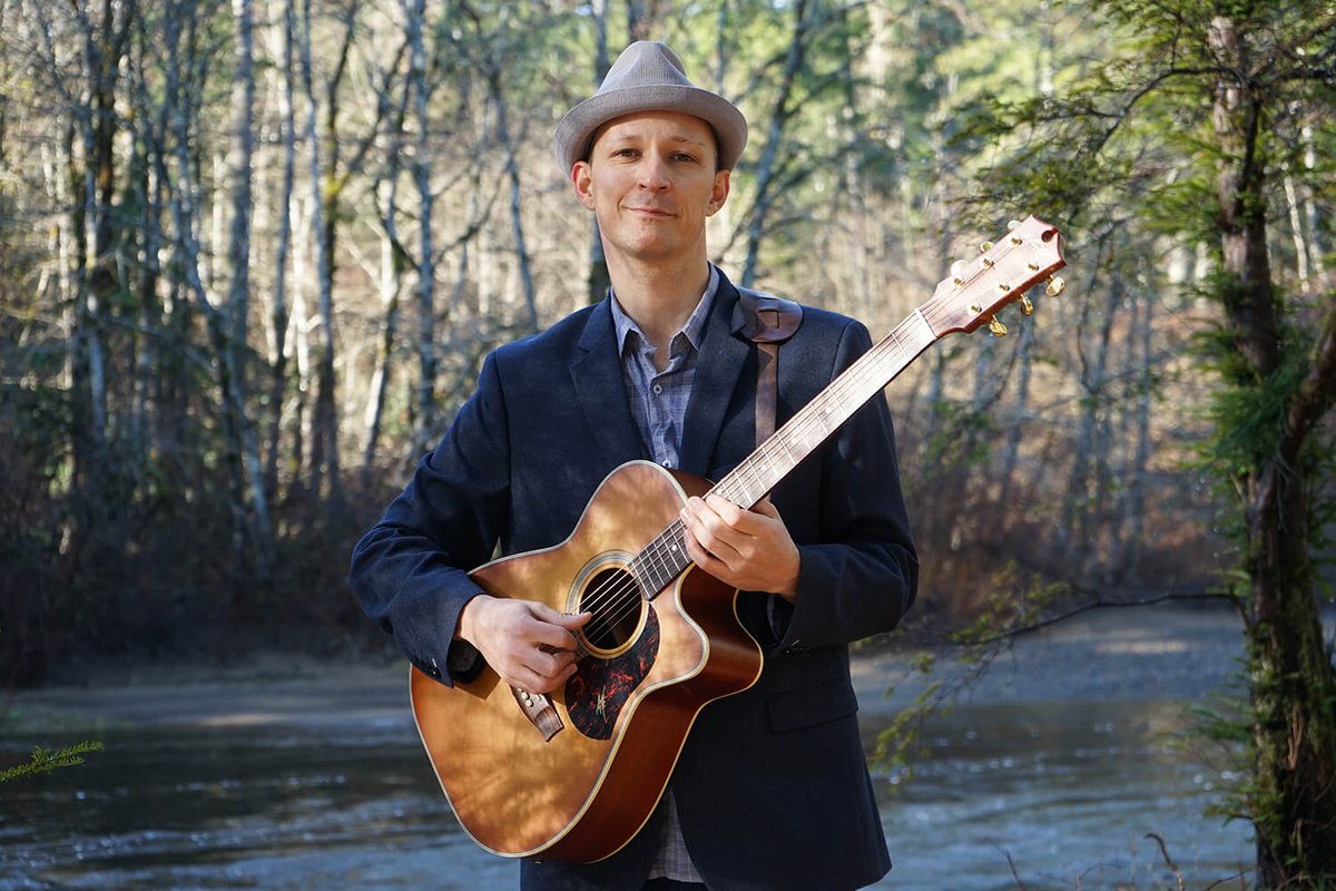 LukeBluGuthrie's tweet photo. Hey friends! check out this Pete Seeger cover I just posted on my website. Thanks for watching!

https://t.co/SeyHn0HLuk https://t.co/K8LQsGv4sW