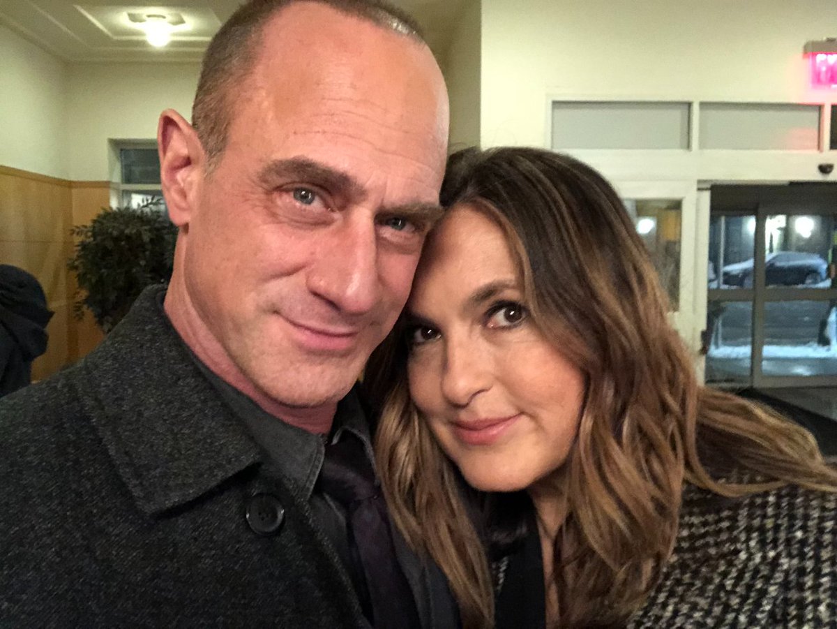 Law & Order SVU tweet media