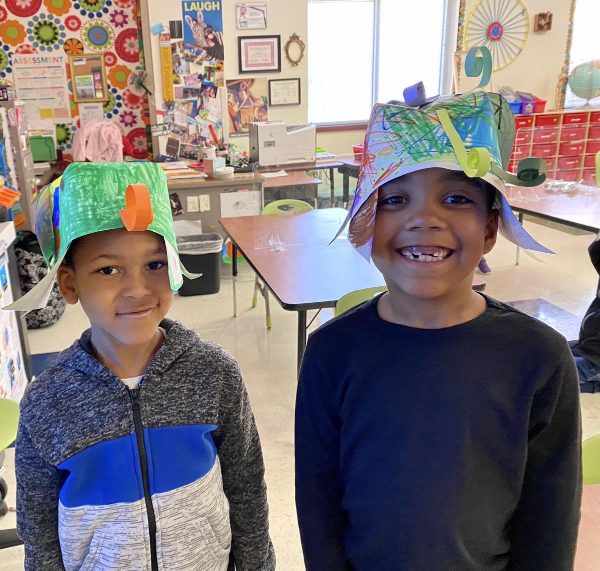 jan_harres's tweet photo. It’s happy hats day for @McClureKinder artists! We are learning about form! #arted #mccluremarshals #mymisd #InThisTogether https://t.co/0ptWkEHHeb