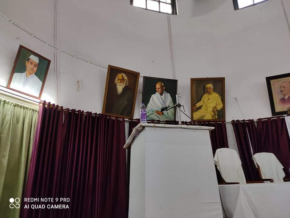 jayantjigyasu's tweet photo. प्रयोग पथभ्रष्ट हो चुके शिष्यो के इस अश्लील हरकत के लिए तो नही किया था! 
NMF देश के निर्माताओ को जिस शिद्दत से याद करता है, अनूठा है. सौरभदा, रमेश, कार्तिकेय समेत उनके सभी साथियो को साधुवाद!

इन्हीं ज़र्रों से होंगे कल नये कुछ कारवां पैदा
जो ज़र्रे आज उड़ते हैं गुबारे-कारवां होकर https://t.co/fc0CD3vSoj