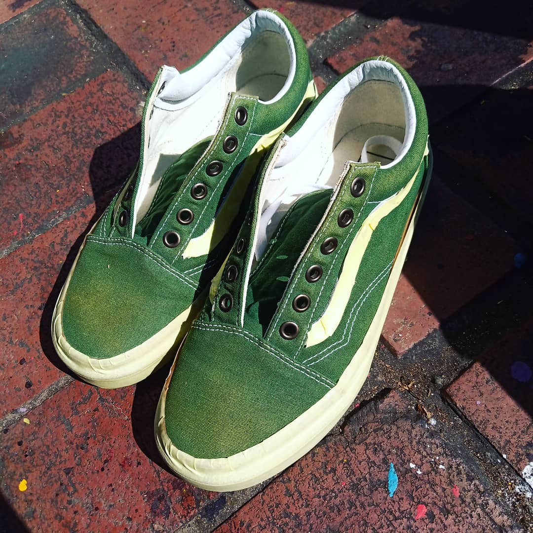 Spray_myshandis's tweet photo. Bring your old Shandis we will renew it with your favourite colours or design WhatsApp 0848573583

#SprayMyShandis #Isibaya #Somizi #mohale #boity #PearlThusi #DJSBU  #Bitcoin #vans https://t.co/zbHSEdfWUm