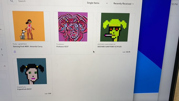 Yayyyyyyyyy omg thank you !! Love these so much https://t.co/SORAmsVOtc