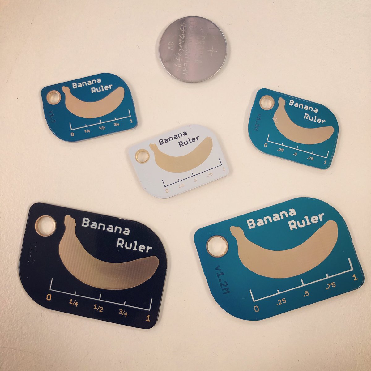 AlpenglowInd's tweet photo. Heh, these mini #pcbruler s are BANANAS. Thanks for the trade @Jon_Raymond_ ! https://t.co/XMqjQmyKSV