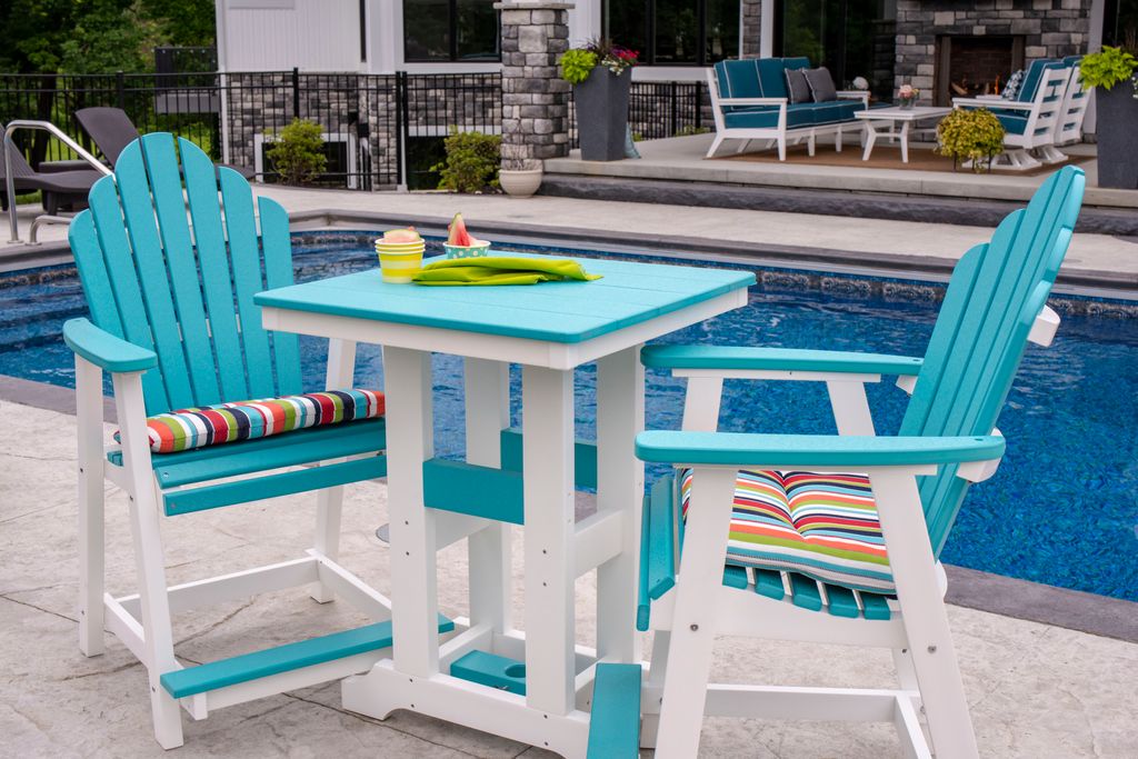 BrandsterInc's tweet photo. The set of Poly Furniture from Berlin Gardens featuring Counter Height Cozi Back Chairs and a Garden Classic Table is perfect for next to the pool during the warmer months of the year.

#berlingardens #polyfurniture #patiofurniture #outdoorfurniture #pool #patio #outdoorliving https://t.co/o21exOZDl0