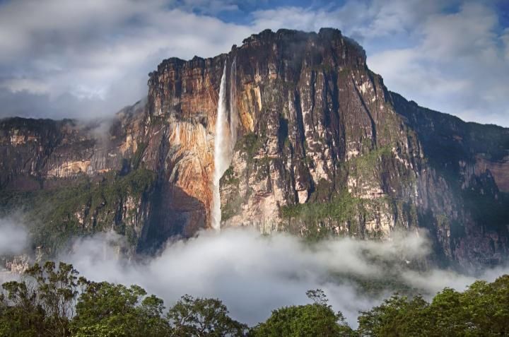 EvanKirstel's tweet photo. The Ángel waterfall, the world's highest https://t.co/aBCSFfRxfh https://t.co/PfTXO4MGvh
