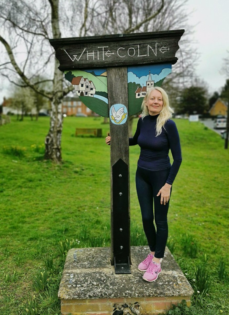 JoBeavis's tweet photo. Wonderful to be on the doorstep in #Gosfield #Whitecolne  #Earlscolne delivering my #Independent local election leaflets. It was so good to catch up with familiar faces and local issues. Thank you for you support. The #HalsteadDivision #BlossomWatch was gorgeous 🌸
#Election2021 https://t.co/vQCfujJ0yI