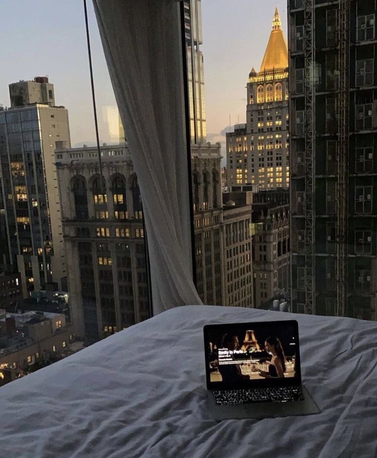 INTERIORPORN1's tweet photo. I want an apartment in NYC https://t.co/rRFdksoDkx