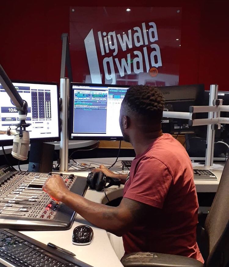 <a href="/TboyMP/">Radio & Club Dj🇿🇦</a> when I heard my record on <a href="/ligwalagwalaFM/">Ligcabho Lesive</a> it was your advice and bhuti you never been rude and selfish but you were a loving brother who’s willing to grow each and every person who was willing to grow,we as mpumalanga artist we’re so proud of you...blessings ahead brother