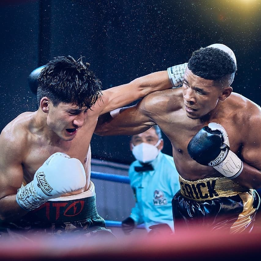marcadorec's tweet photo. ‘Érick Bone tiene que clasificar al top 15 del peso wélter; no está lejos de pelear el título mundial del Consejo Mundial de Boxeo’ ► https://t.co/qjMi59G39w https://t.co/O56Q2oaDYW