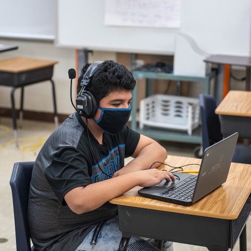 MeachamFWISD's tweet photo. This year may have thrown a few (or many) curveballs at us, but our students are knocking it out of the park when it comes to working hard! https://t.co/tXUA4Cogio