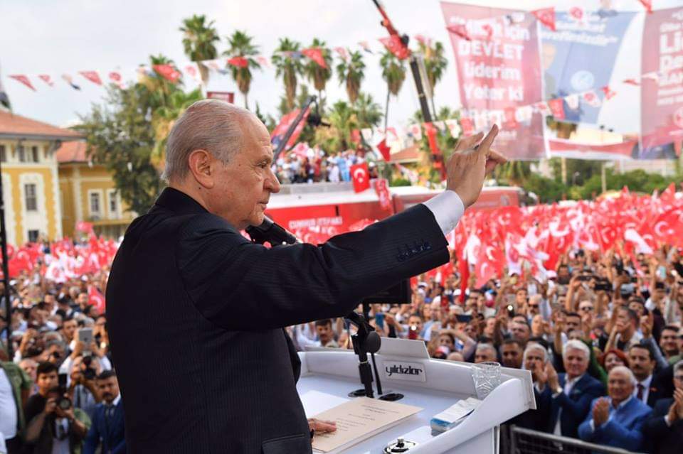 lutfikasikci's tweet photo. Gayemiz daha güçlü bir Türkiye’dir.
Gayemiz daha müreffeh bir millettir.
Gayemiz daha kudretli bir devlettir.
#MHPTürkiyedir https://t.co/eUsWY47tN6