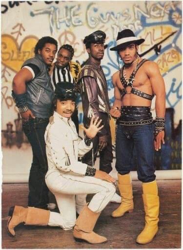 7EV STATIK tweet media